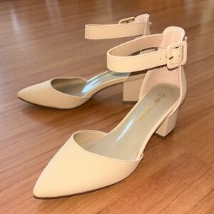 Dream Pairs Nude Block Heel
